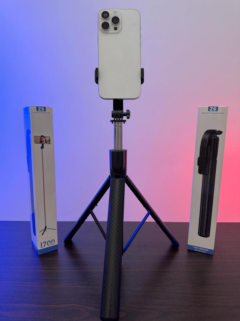 Z6 – Selfie Stick + Trépied intégré
